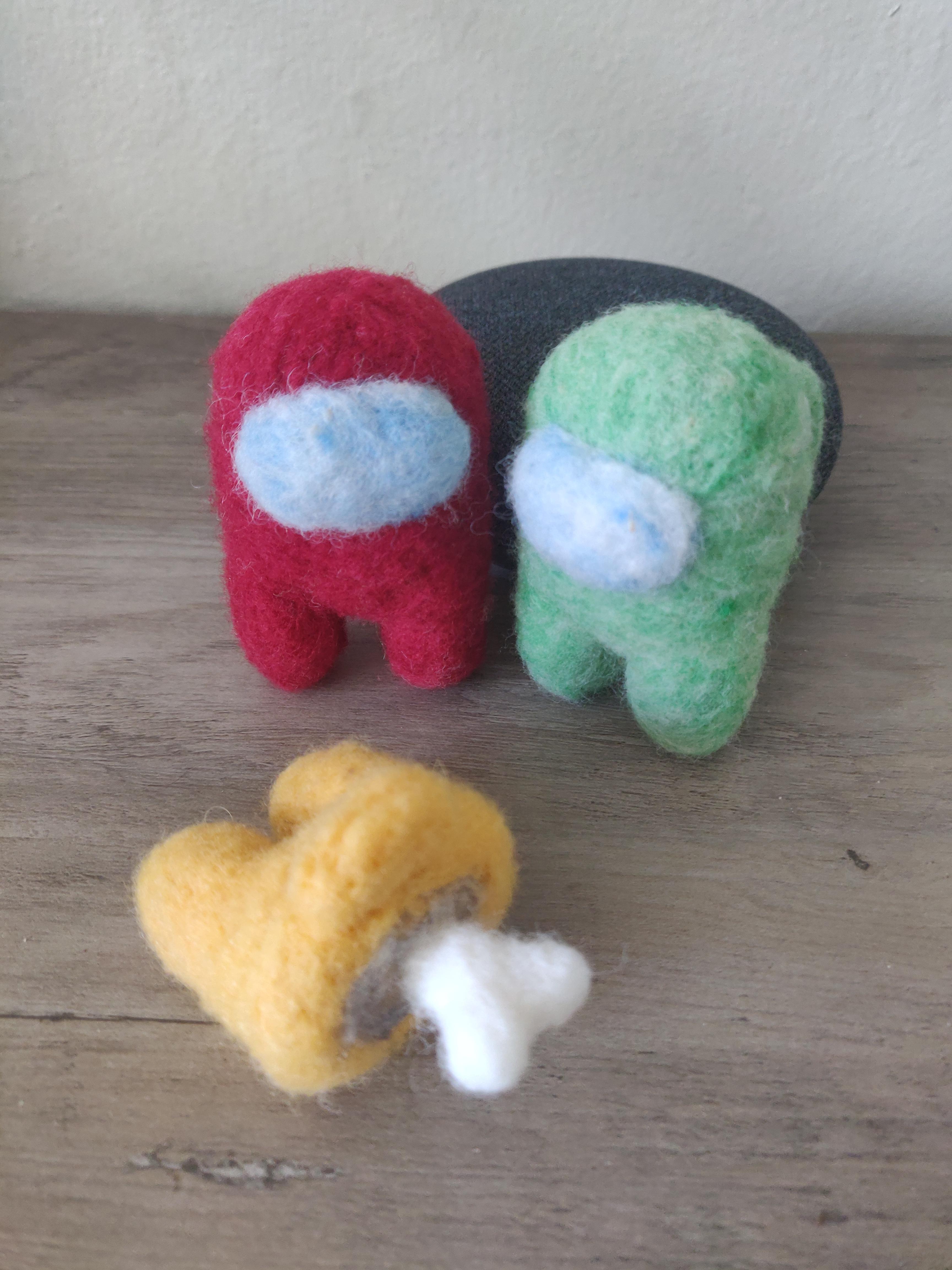 I needle felted some crewmates