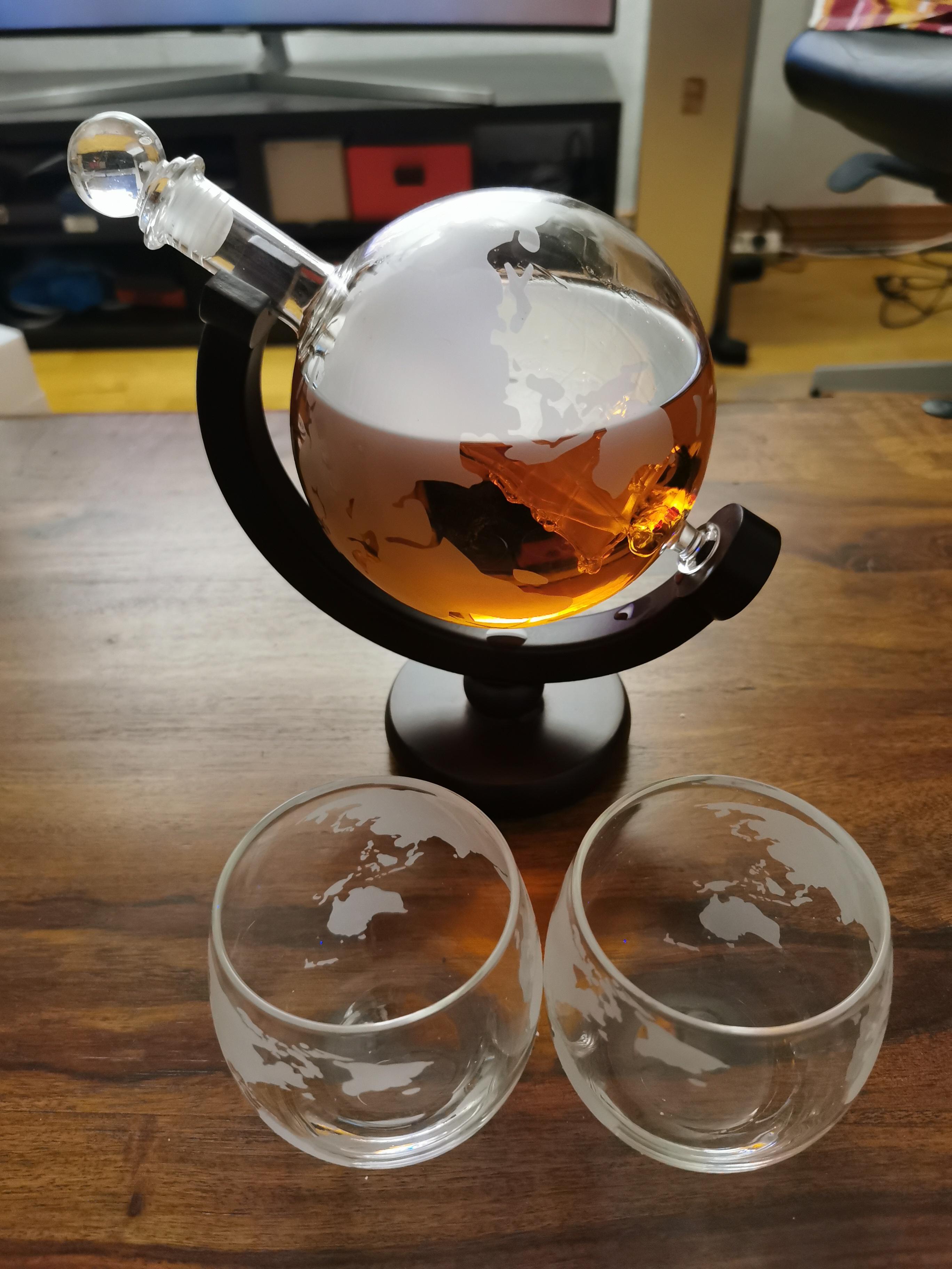 SS (not the evil 1940's german kind) delivered! Happy holidays people of imgur!