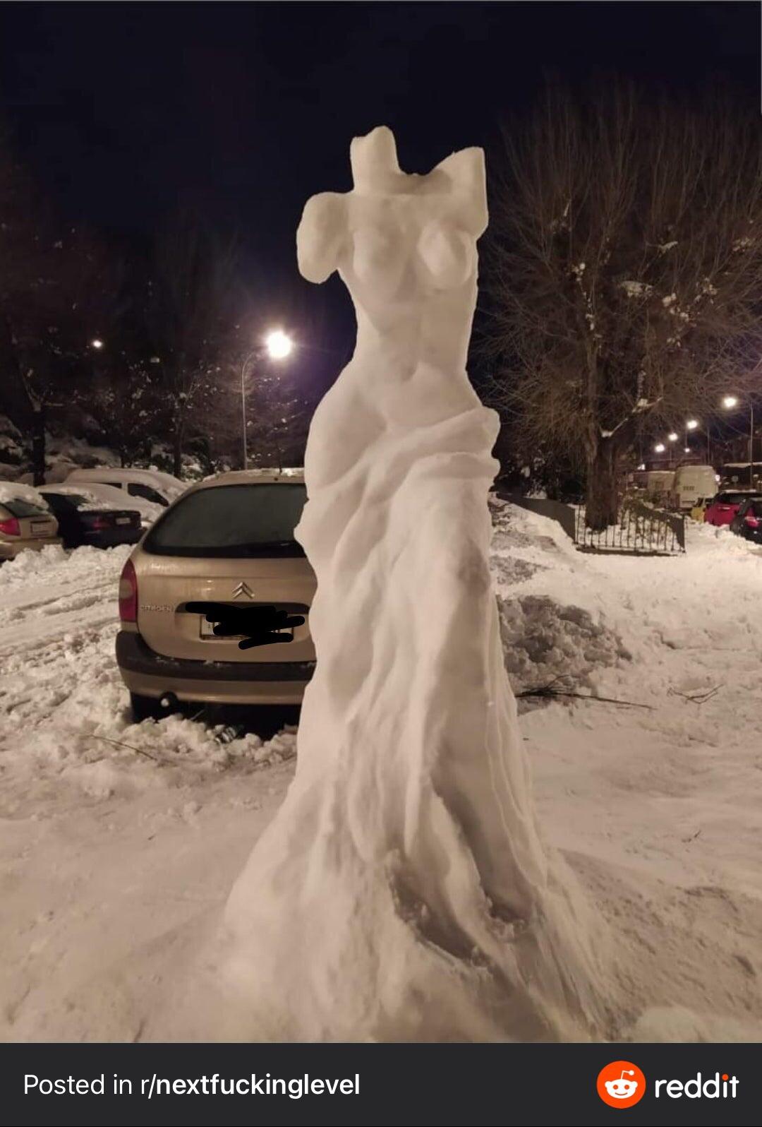 Snow woman, professional level