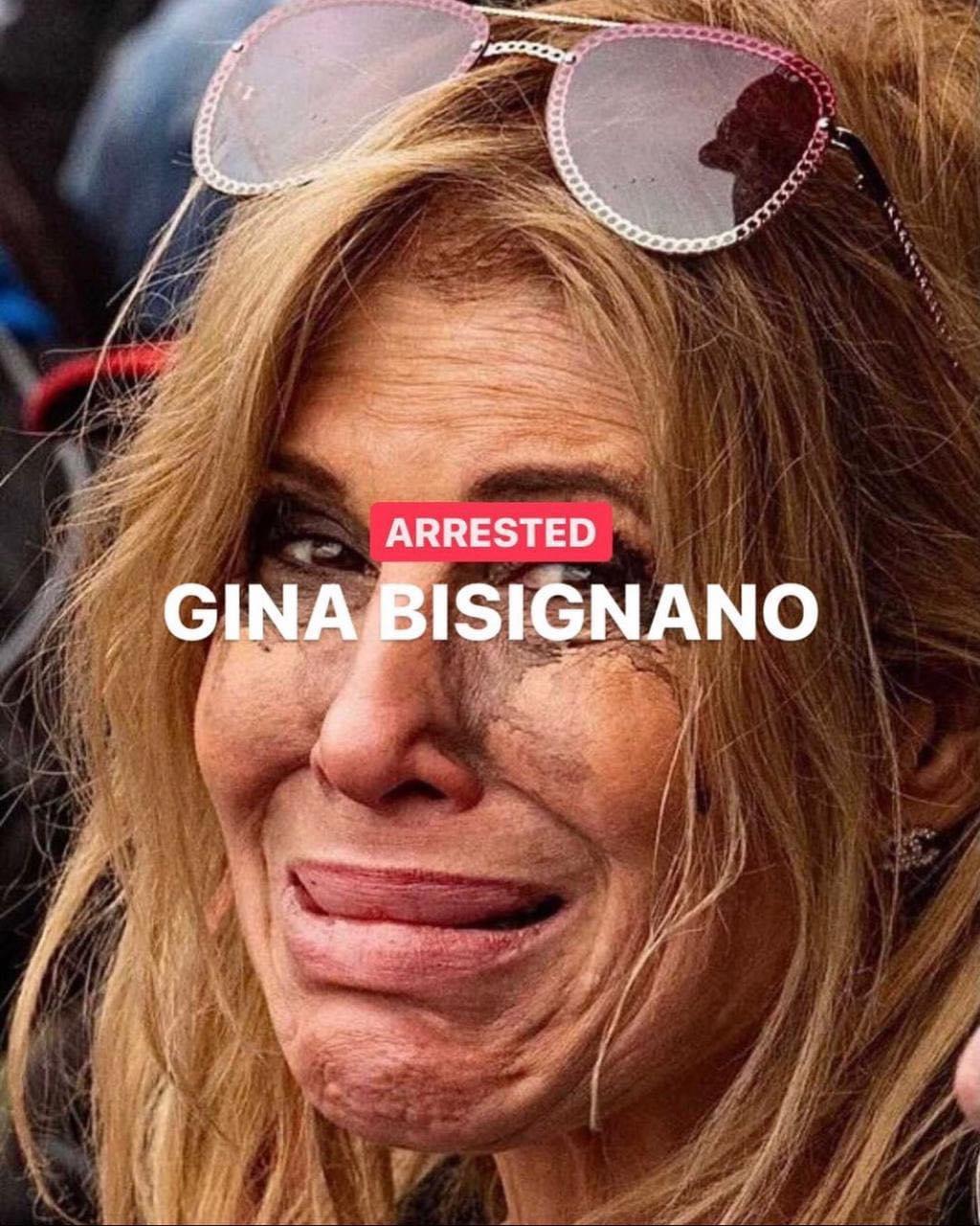 Eyelash and skincare &ldquo;expert&rdquo;