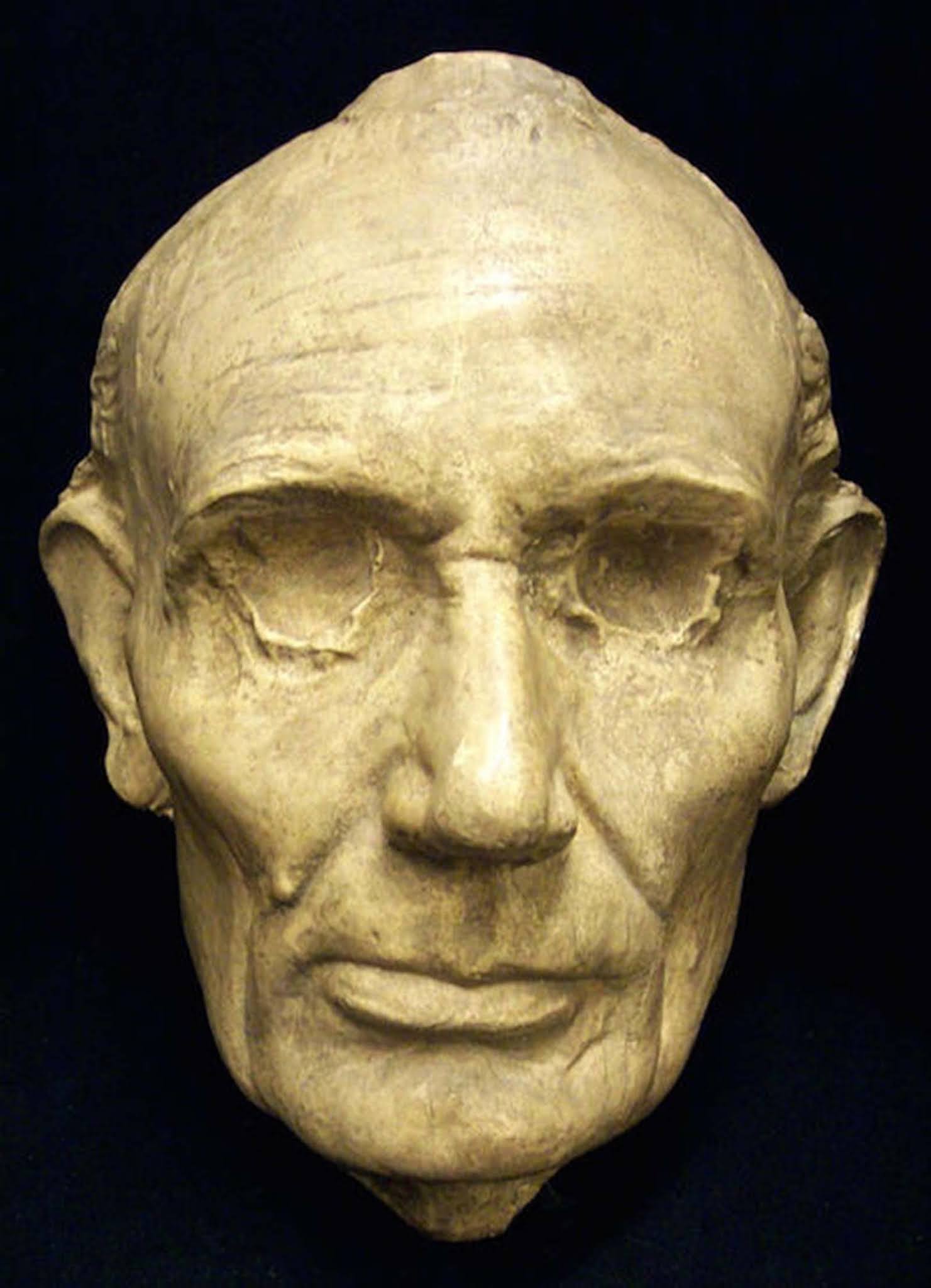 A haunting photo collection of famous people&rsquo;s death masks, 1300-1950