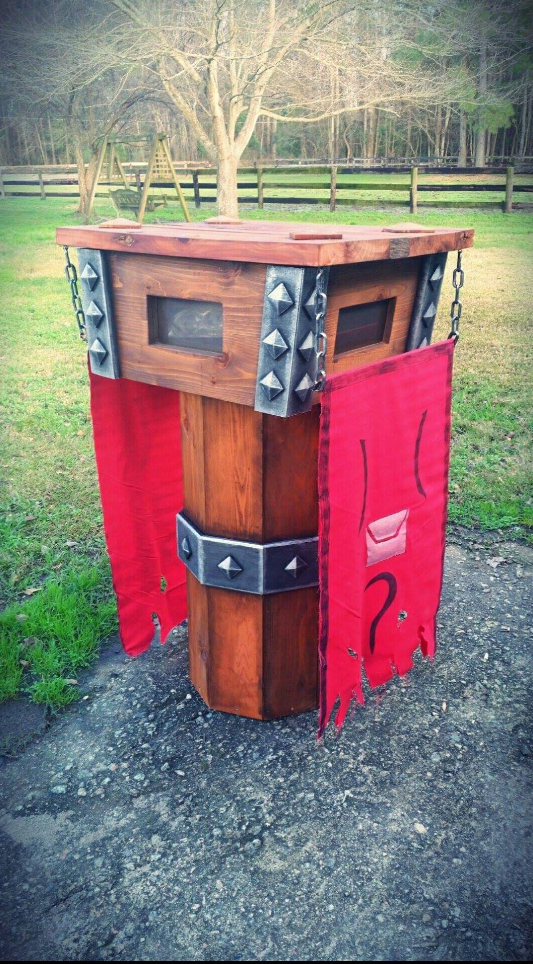 My homemade mailbox that is FOR THE HORDE!!!