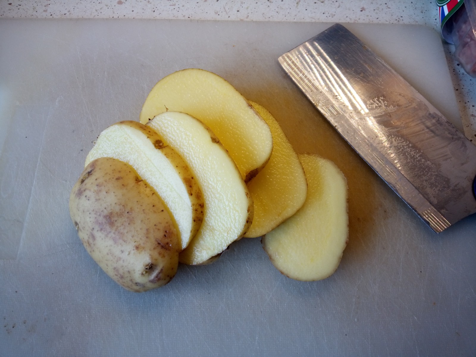 Spudssaka. Like moussaka only for people who don't like aubergine (US:eggplant)