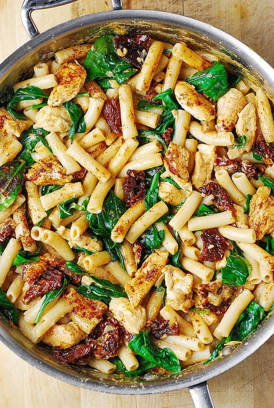 Creamy Penne with Chicken, Spinach and Sundried Tomatoes