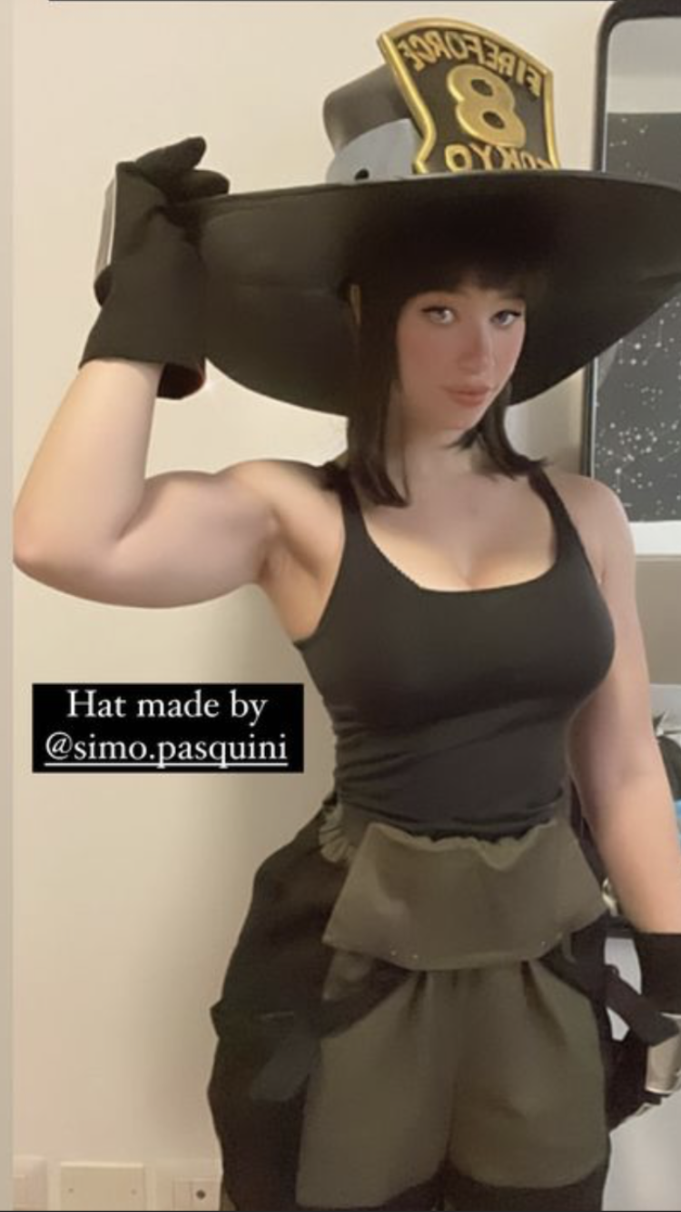 Giulia Valeriani as&nbsp;Maki Oze from Fire Force