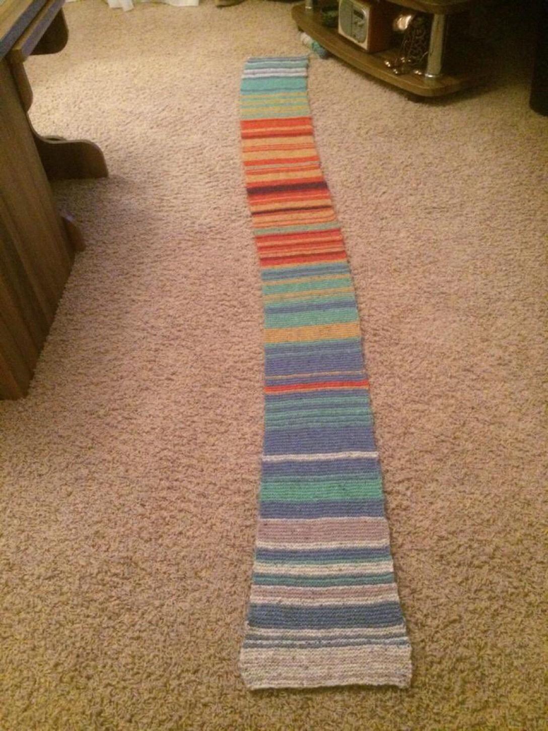 Knitted a line everyday in 2021 to represent the temperature of day.