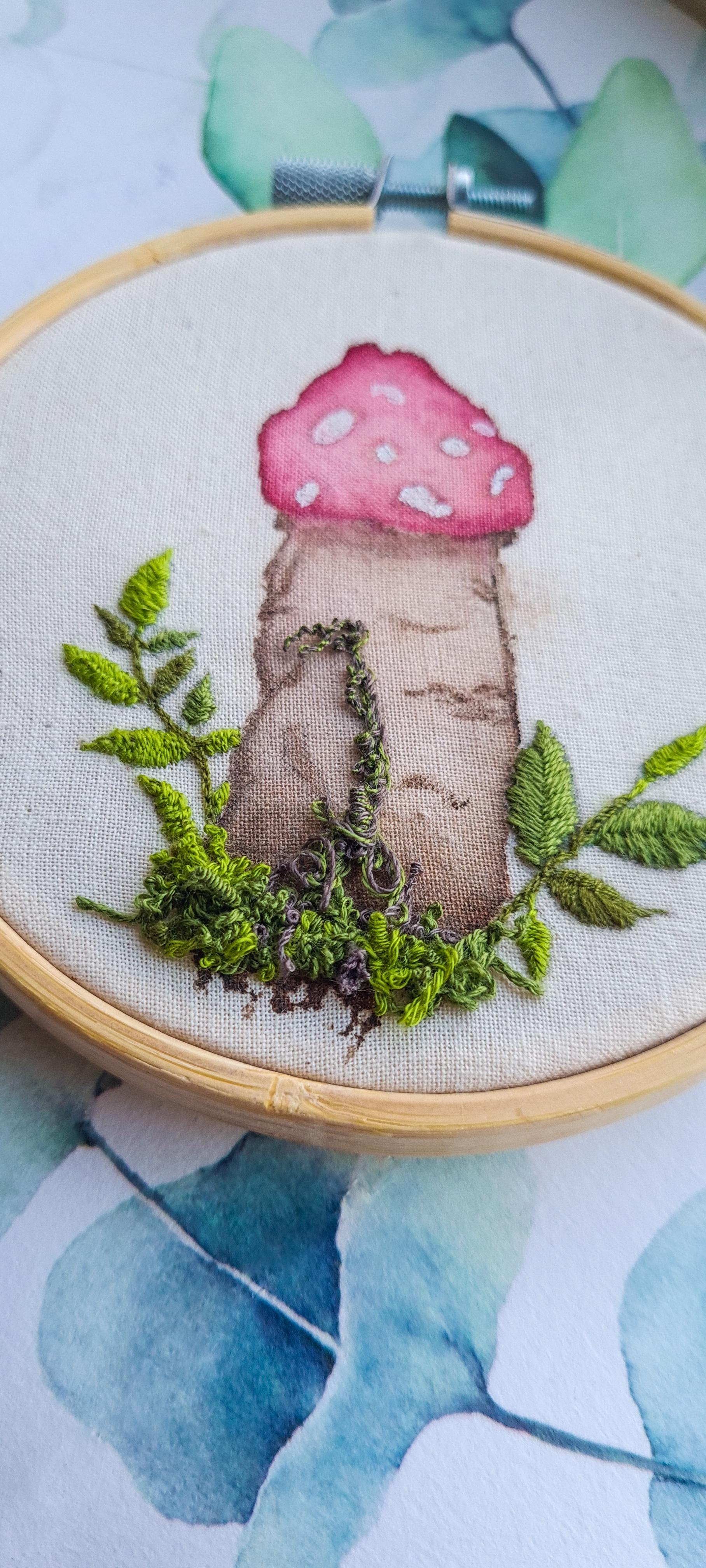 Ive been making little mushies lately and thought you'd like to see how cool 17th century embroidery techniques can be for creating mossy details and texture!