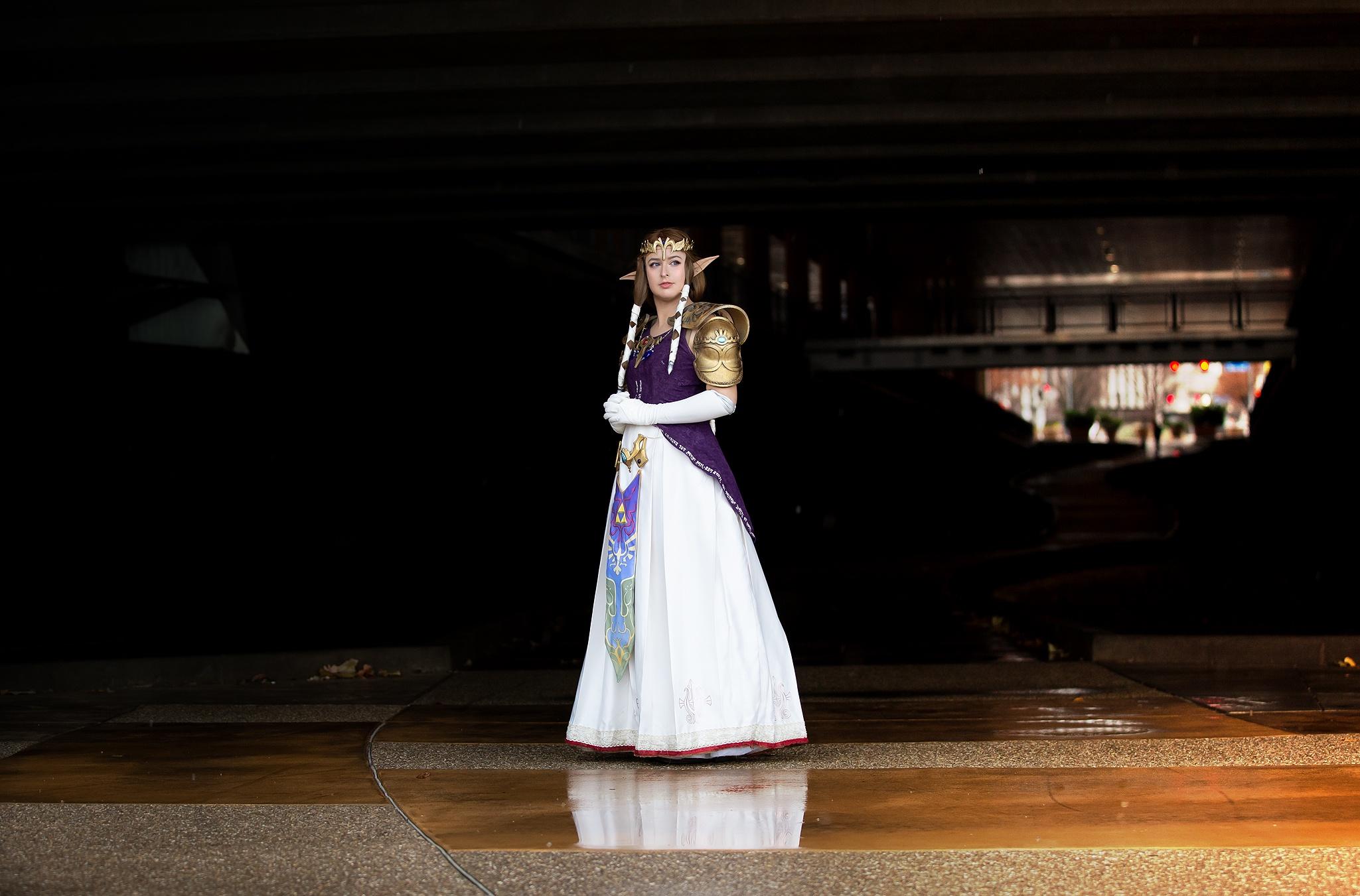 Princess Zelda cosplay by The Legend of Emily