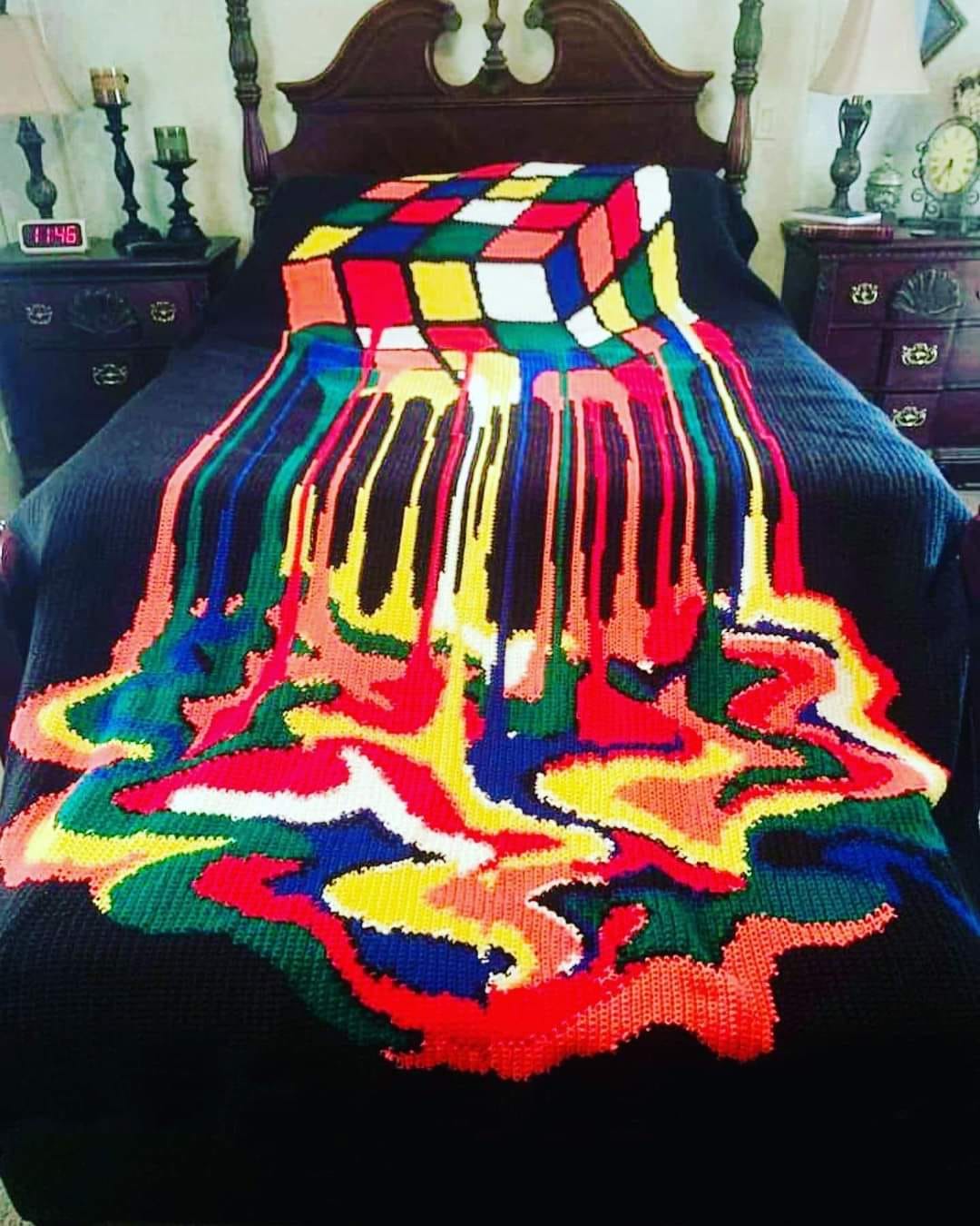 Melting cube crochet blanket