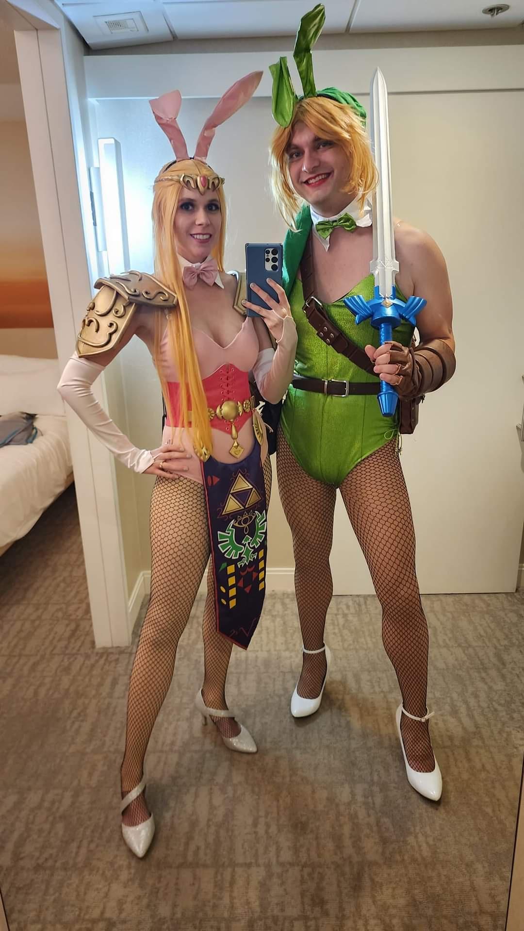 Bunny Hutch Link and Zelda Cosplay