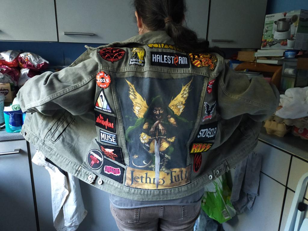 Cake day...... Battle jacket......