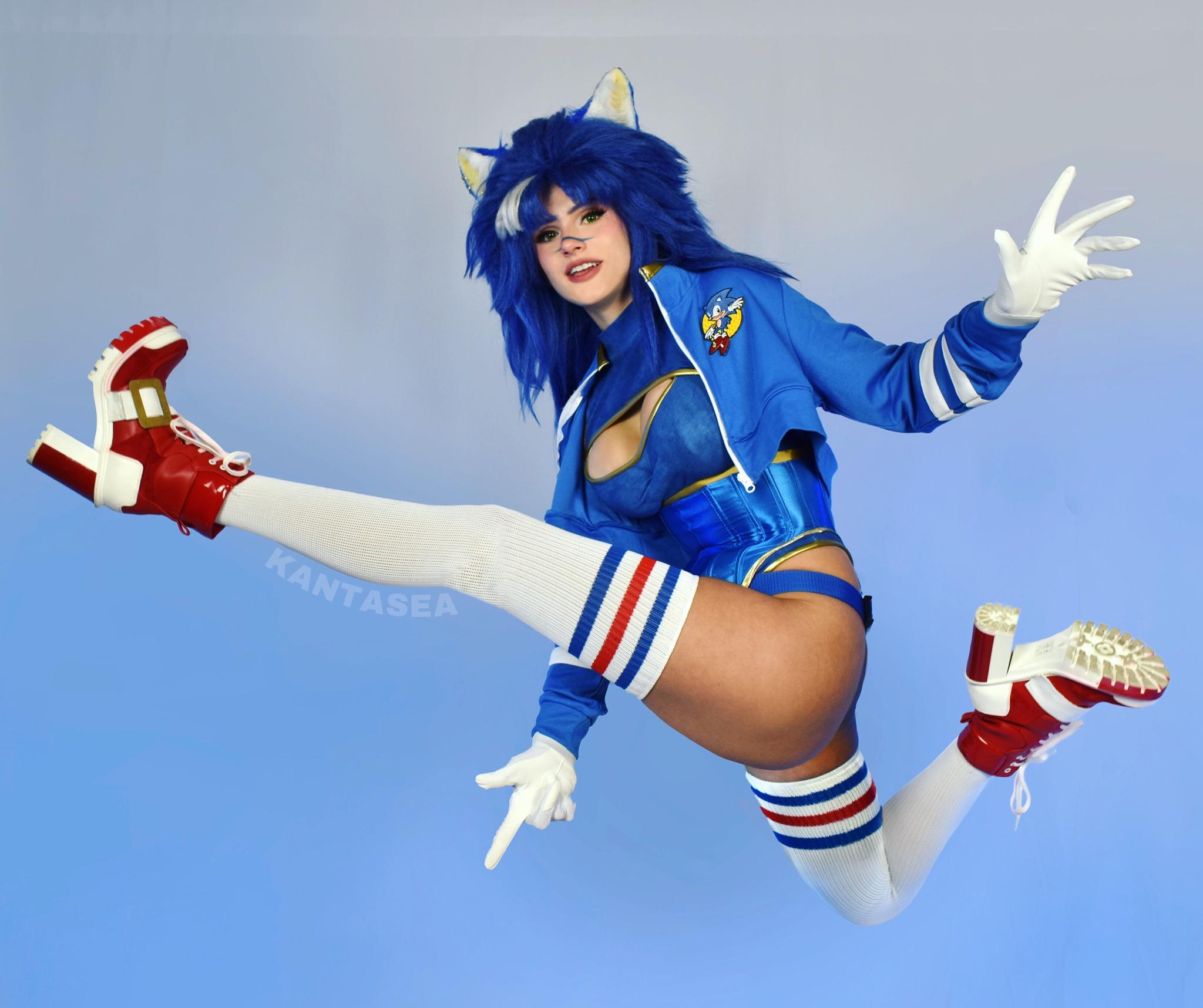 My Sonic cosplay!