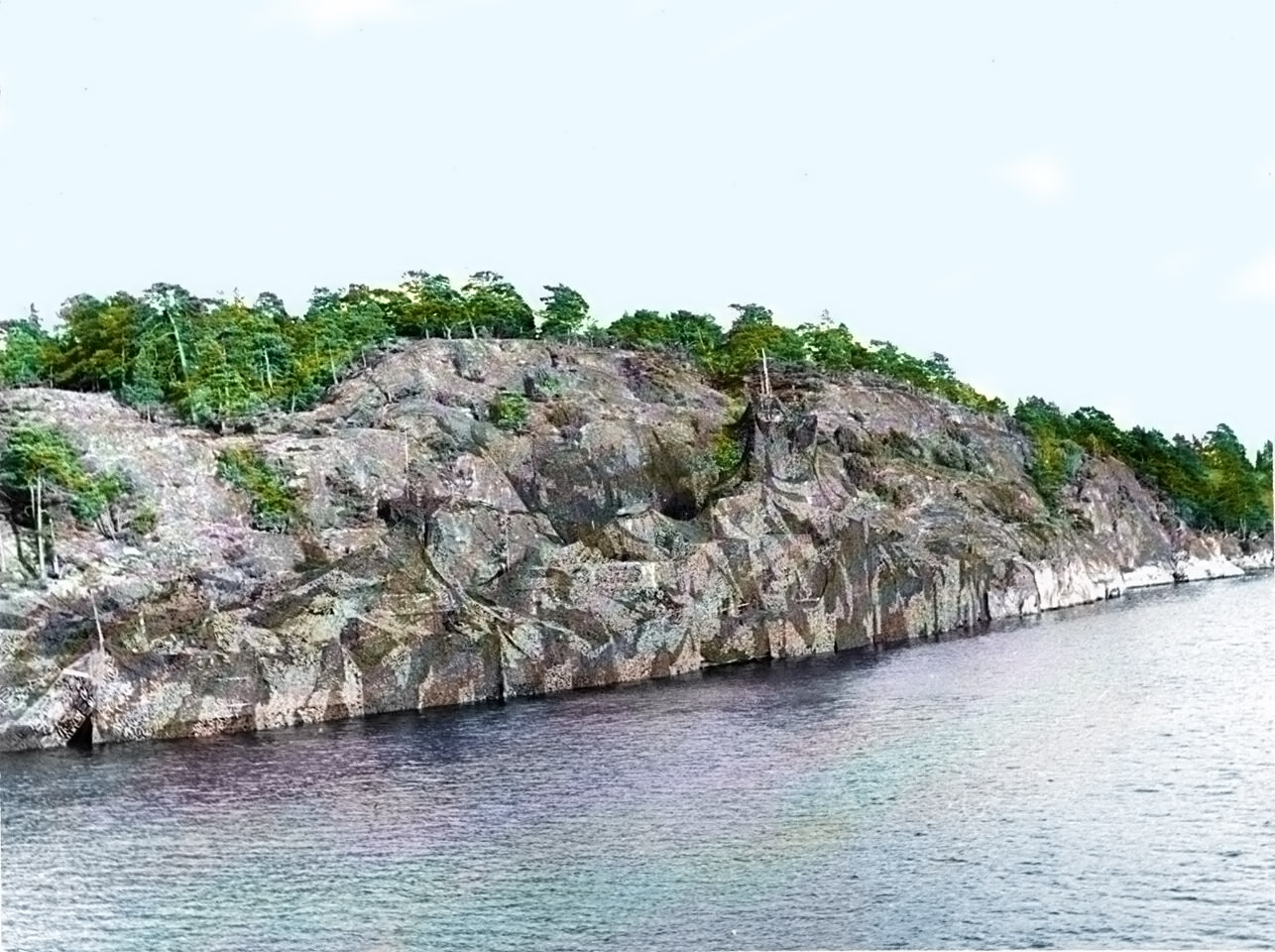 find the Swedish Navy Göteborg-class destroyer