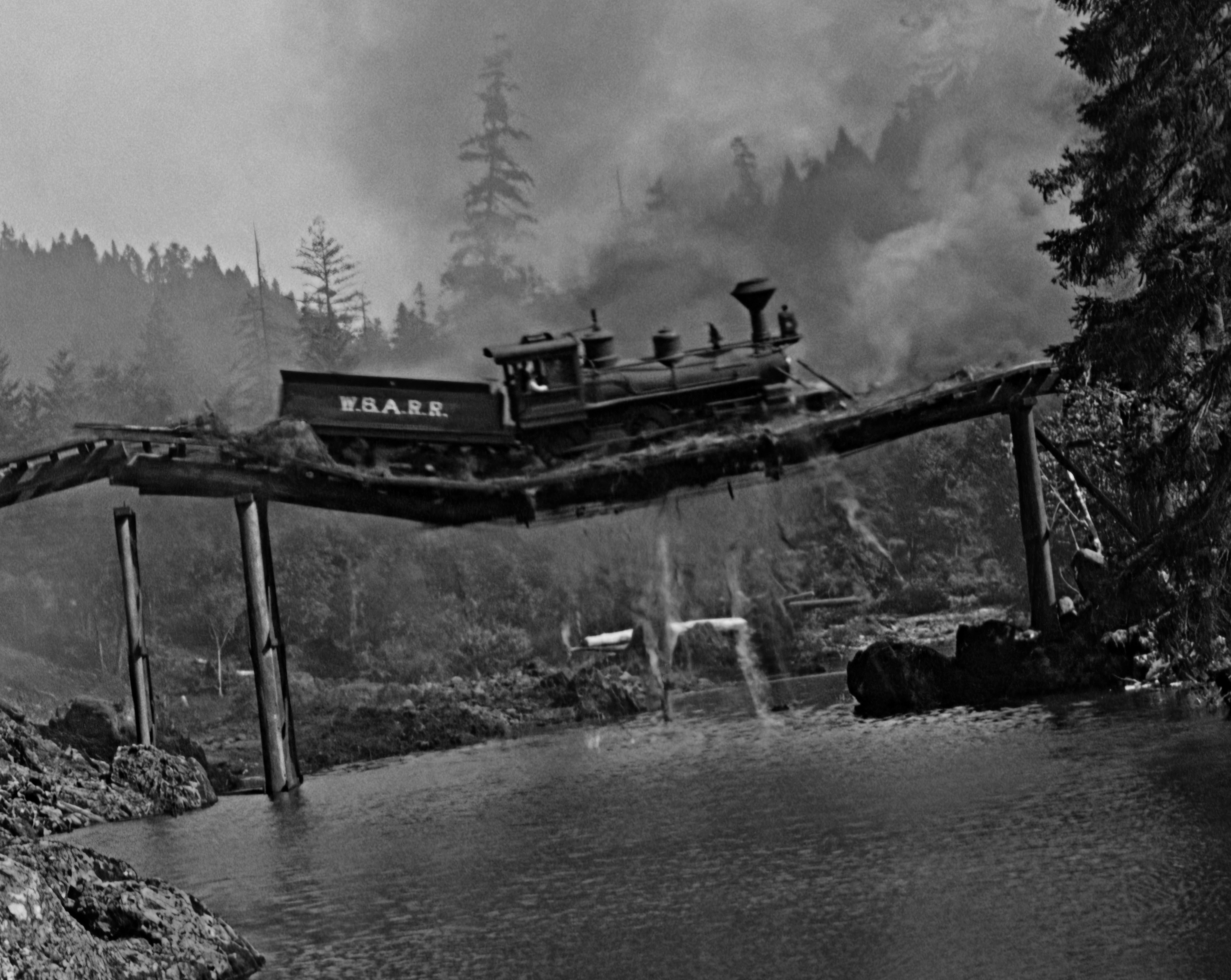 The General (1926) - 95 year old train crash in slow motion