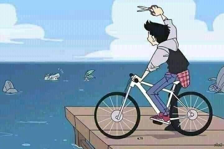 The little trash mermaid