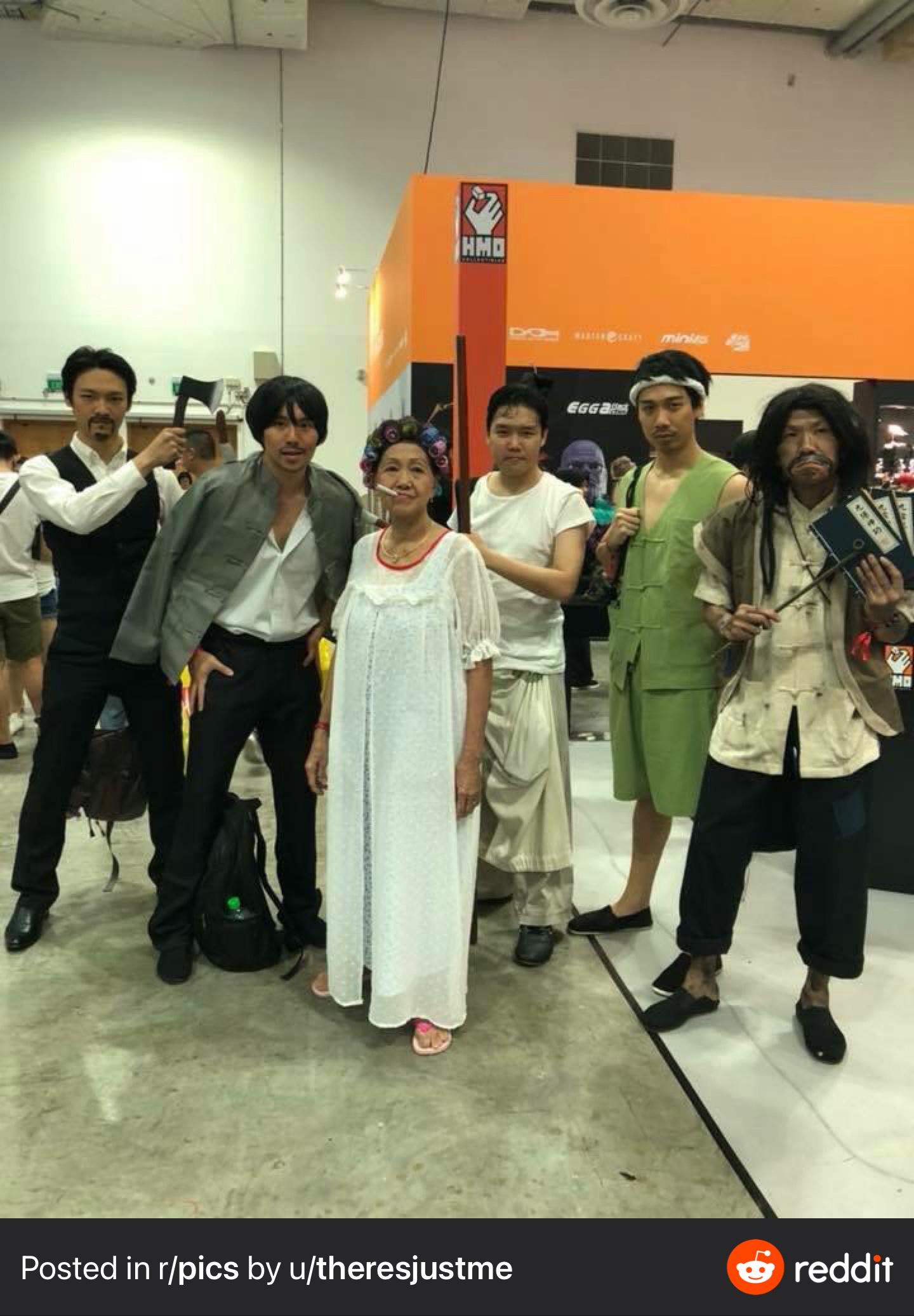 Kung Fu Hustle group cosplay