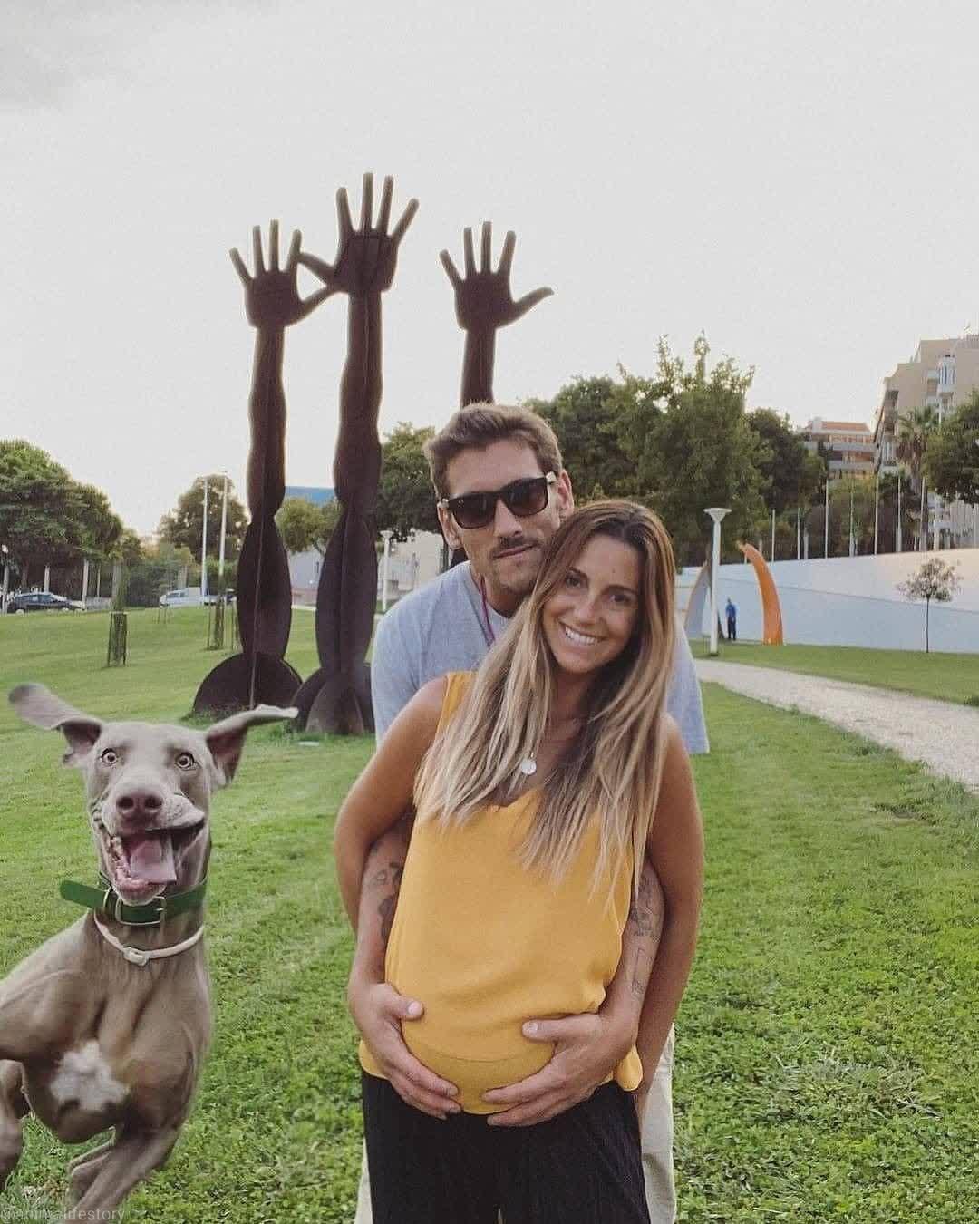 Favorite photobomb I've seen recently...