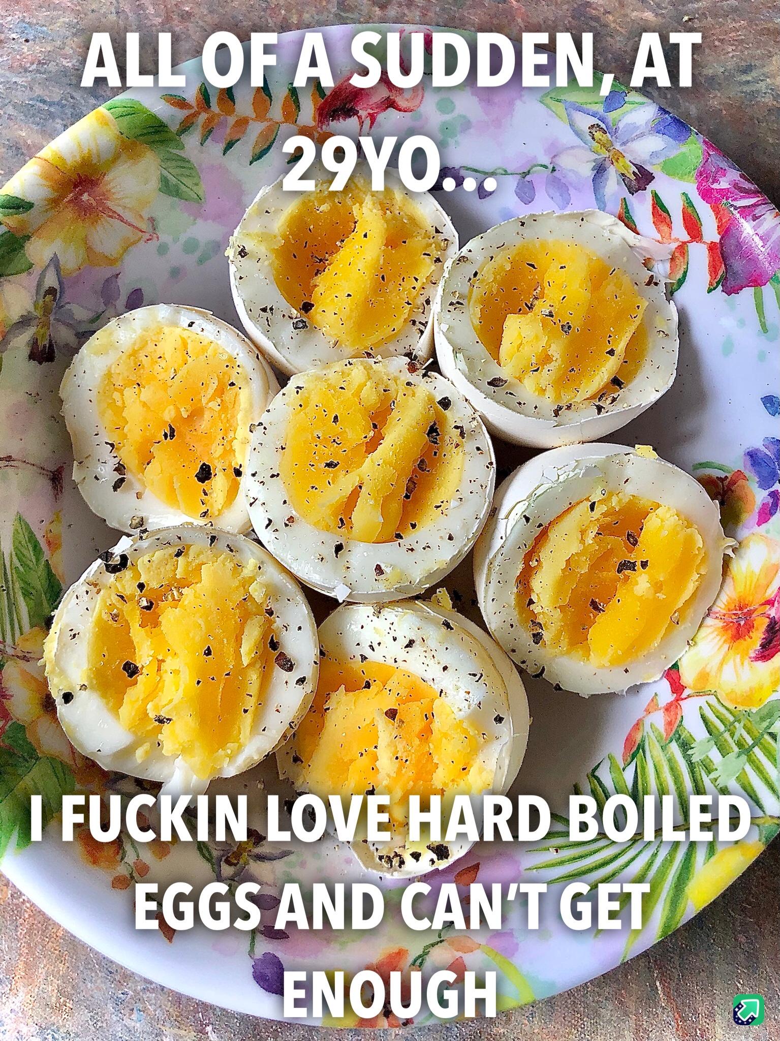 Eggsquizite, I say! Eggsquizite!